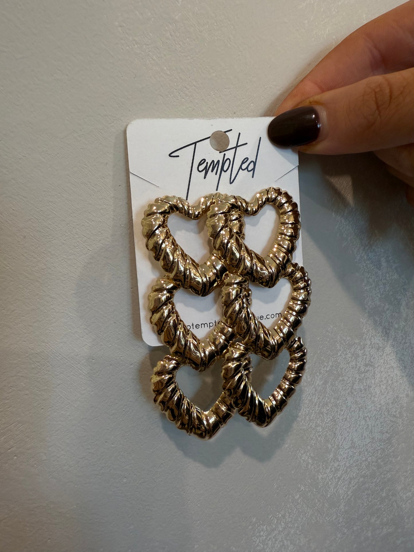 linked heart shape earrings