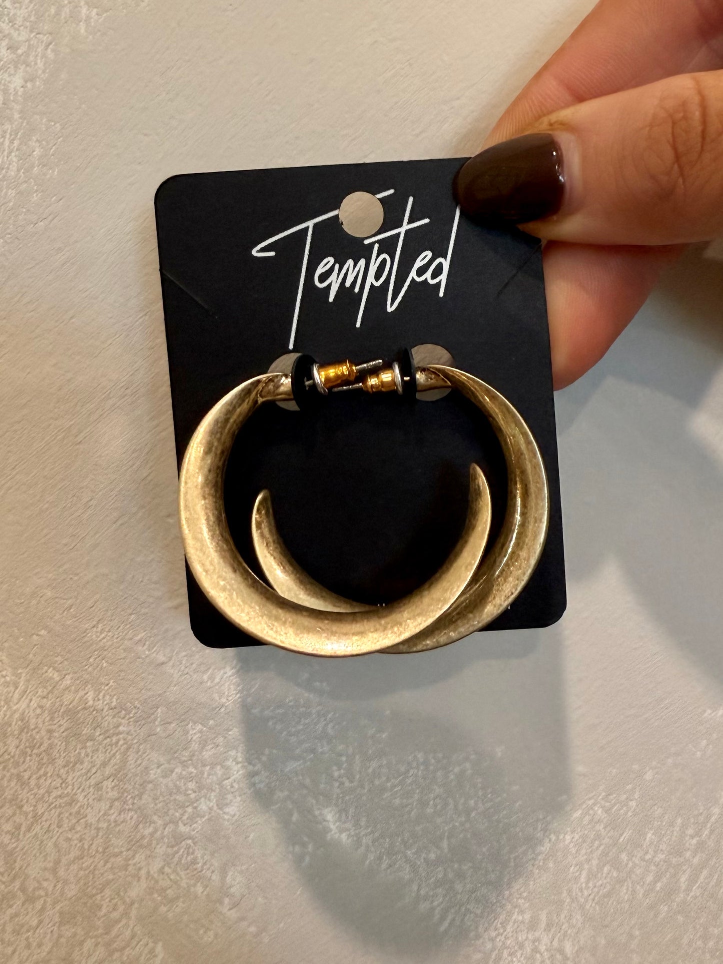 gradual open hoops - brushed gold