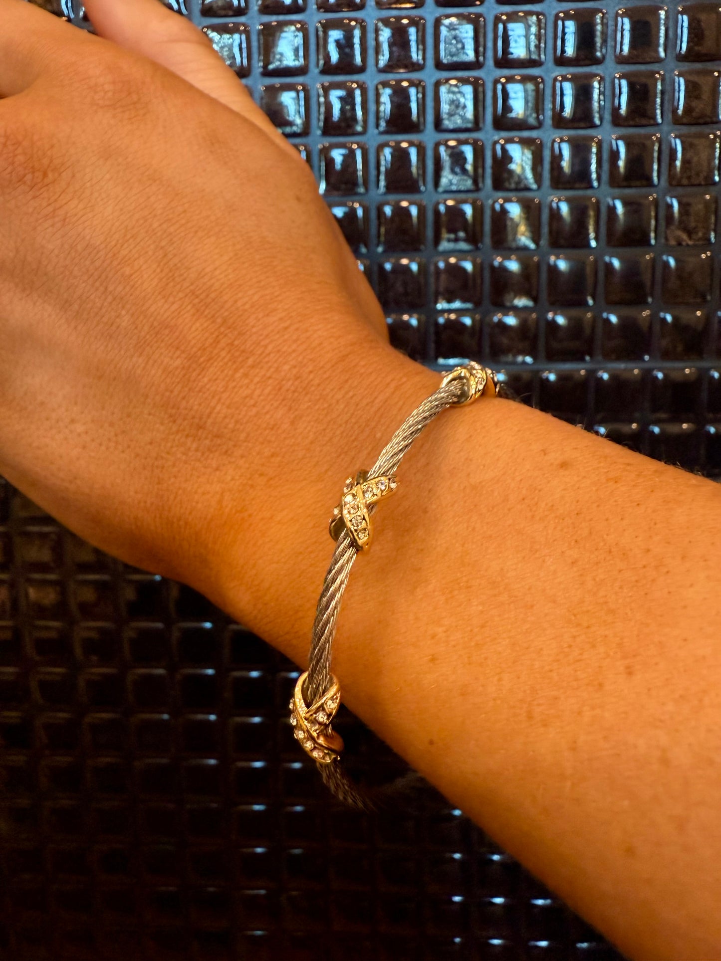 cable & criss cross crystal bracelet - two tone/clear