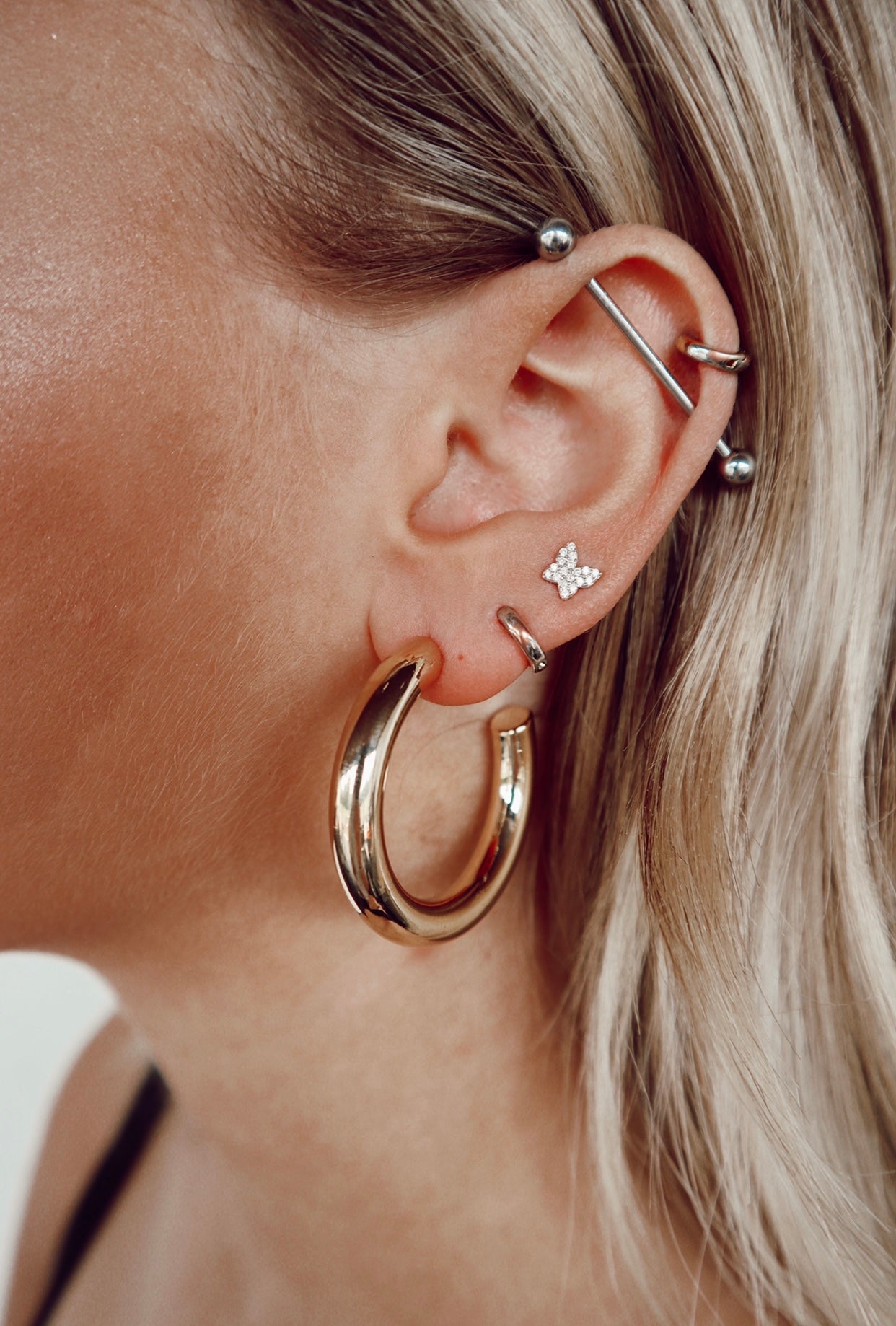 large gold hoops - 1348