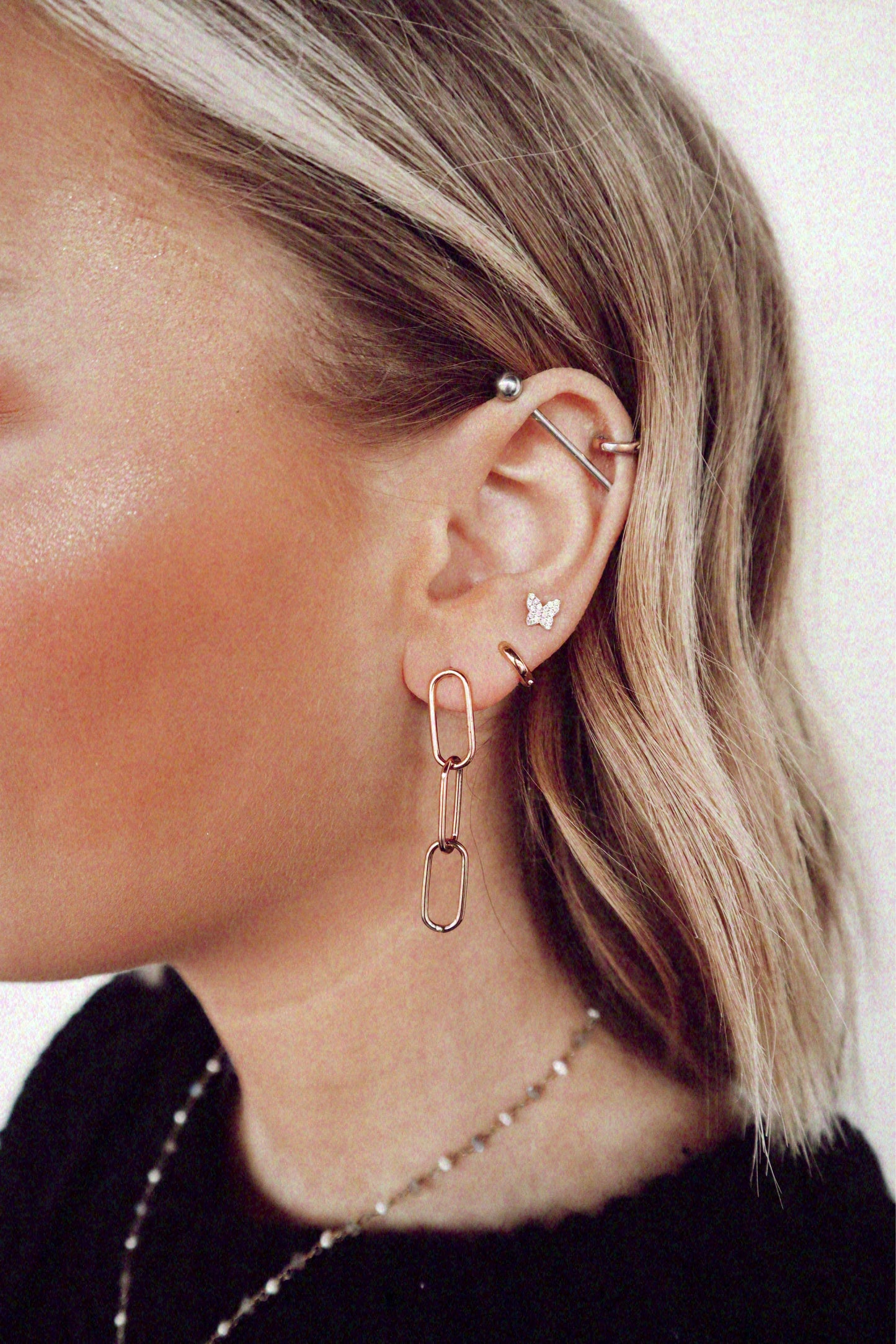 3 link chain earrings