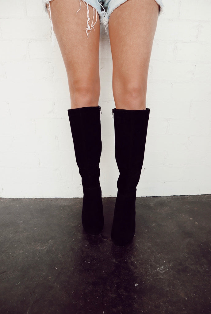 suede black boots
